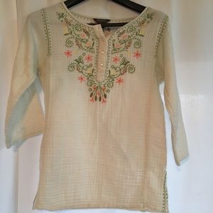 Eddie Bauer embroidered tunic women’s side M.